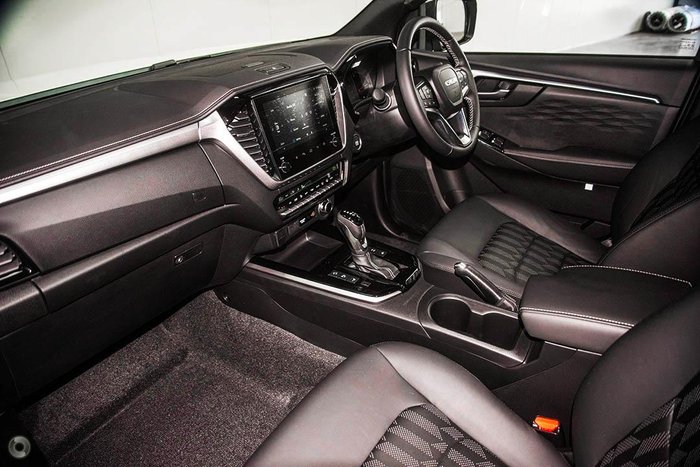 2024 Isuzu D-MAX LS-U+