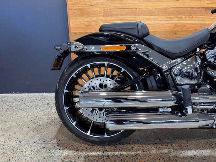 2025 Harley-davidson FXBR BREAKOUT (117) MIDNIGHT FIRE STORM