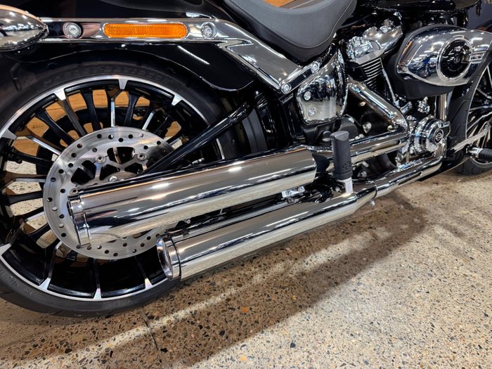 2025 Harley-davidson FXBR BREAKOUT (117) MIDNIGHT FIRE STORM