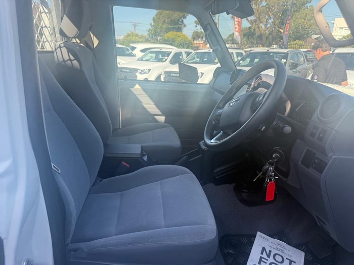 2024 Toyota Landcruiser GXL