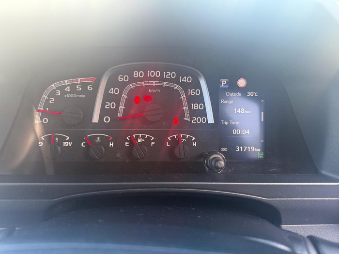 2024 Toyota Landcruiser GXL