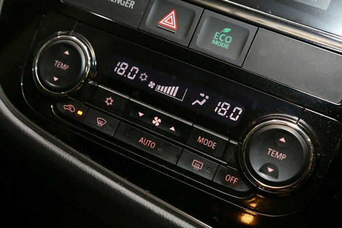 2018 Mitsubishi Outlander ES