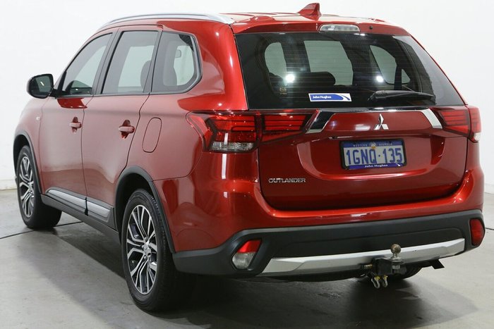 2018 Mitsubishi Outlander ES