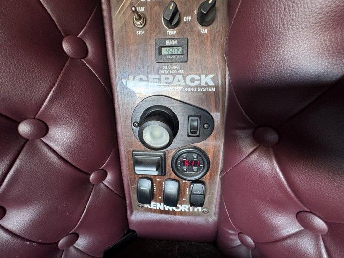 2016 Kenworth K200 Big Cab 6X4 Prime Mover **Service History**