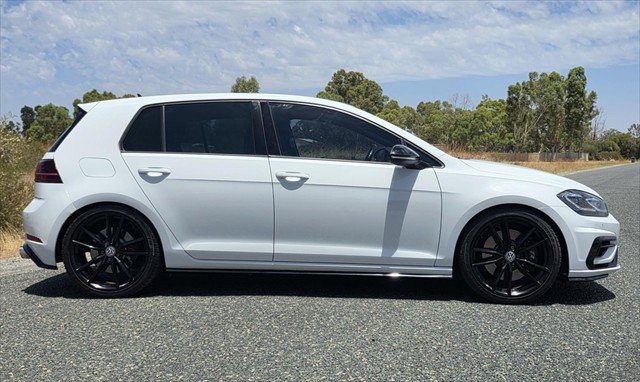 2018 Volkswagen Golf R Grid Edition
