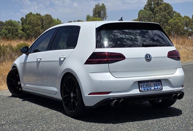 2018 Volkswagen Golf R Grid Edition