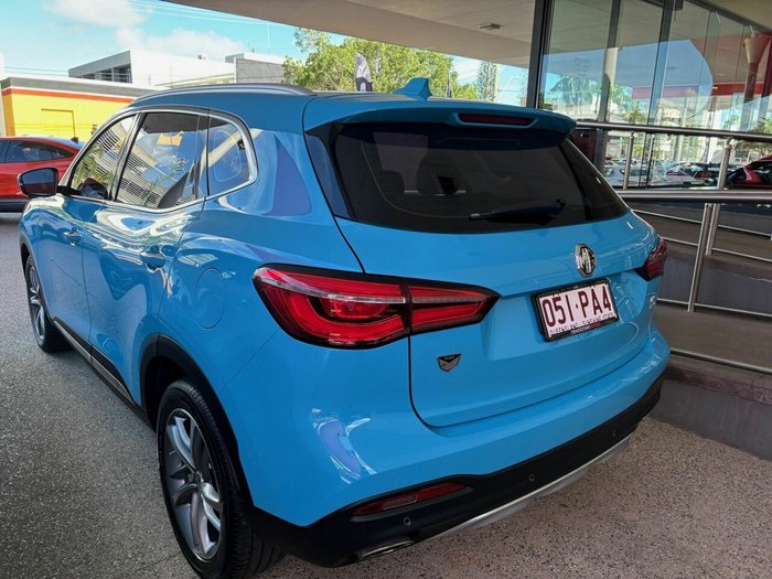 2023 MG HS Essence X