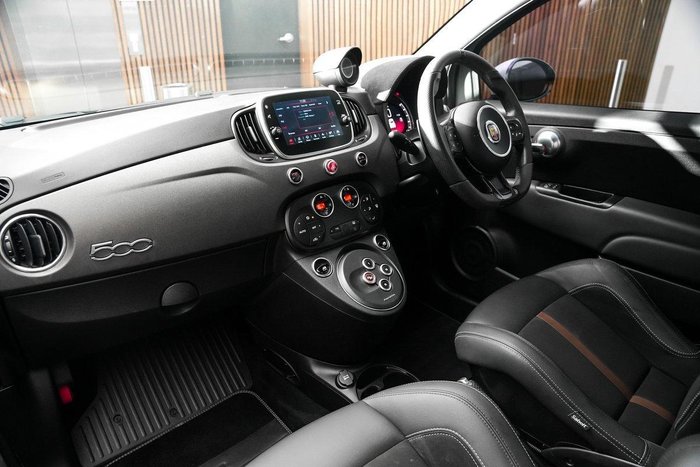 2020 Abarth 695 70 Anniversario