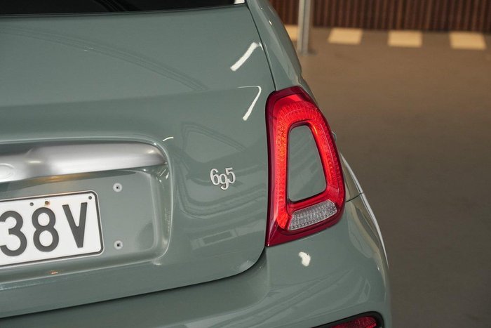 2020 Abarth 695 70 Anniversario