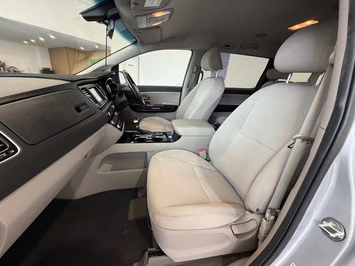 2019 Kia Carnival Si
