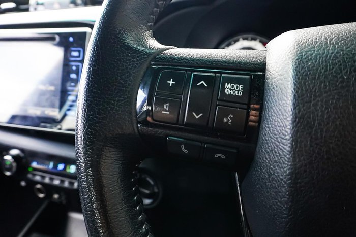 2020 Toyota Hilux Rogue