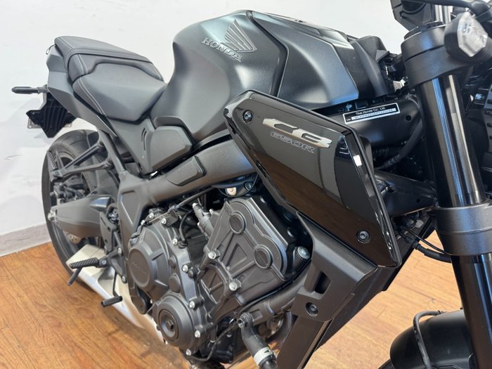 2023 Honda CB650R Black
