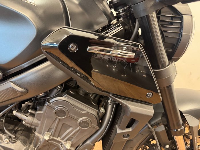 2023 Honda CB650R Black