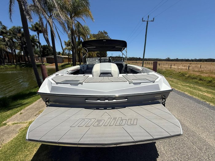 2023 Malibu Response TXi Open Bow