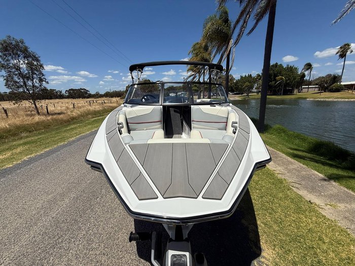 2023 Malibu Response TXi Open Bow