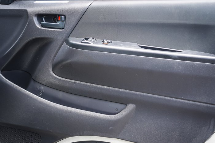 2018 Toyota HIACE LWB