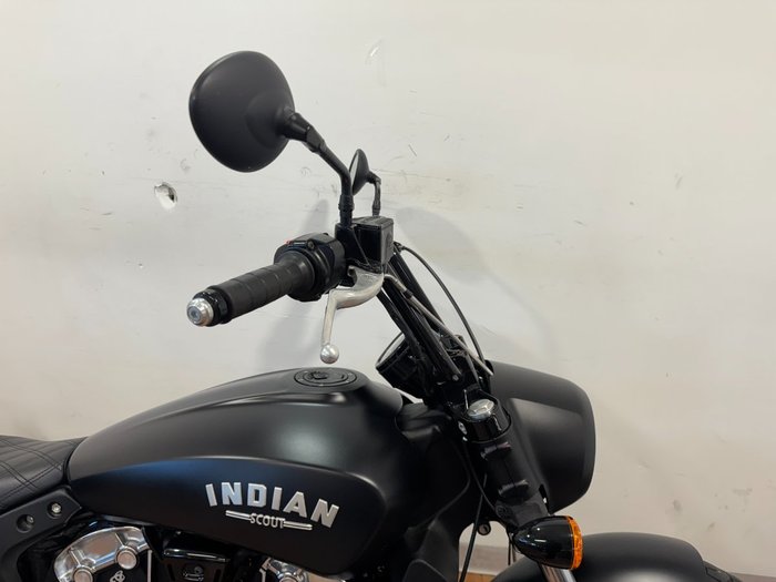 2018 Indian SCOUT BOBBER THUNDER BLACK Black