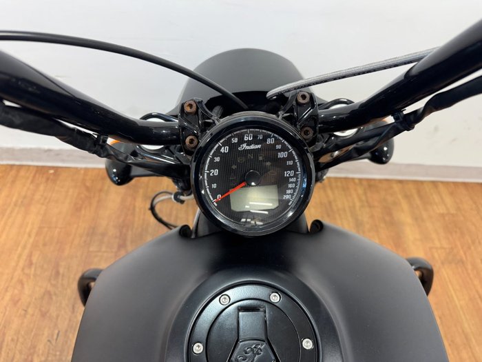 2018 Indian SCOUT BOBBER THUNDER BLACK Black