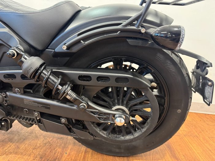 2018 Indian SCOUT BOBBER THUNDER BLACK Black
