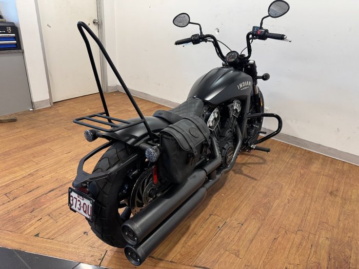 2018 Indian SCOUT BOBBER THUNDER BLACK Black