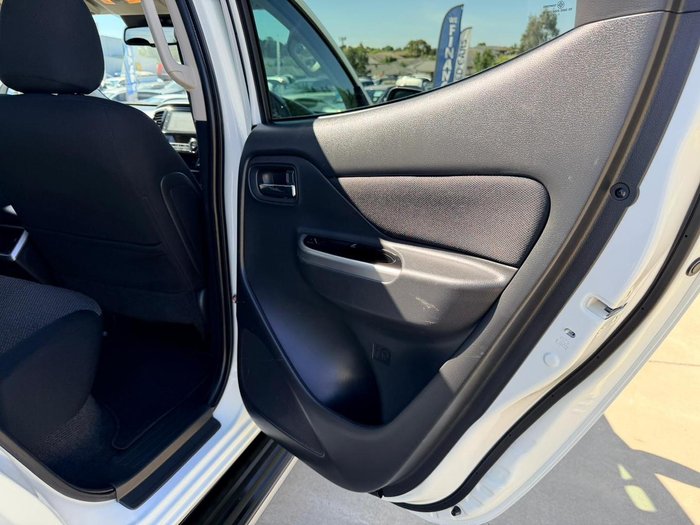 2021 Mitsubishi Triton GLS