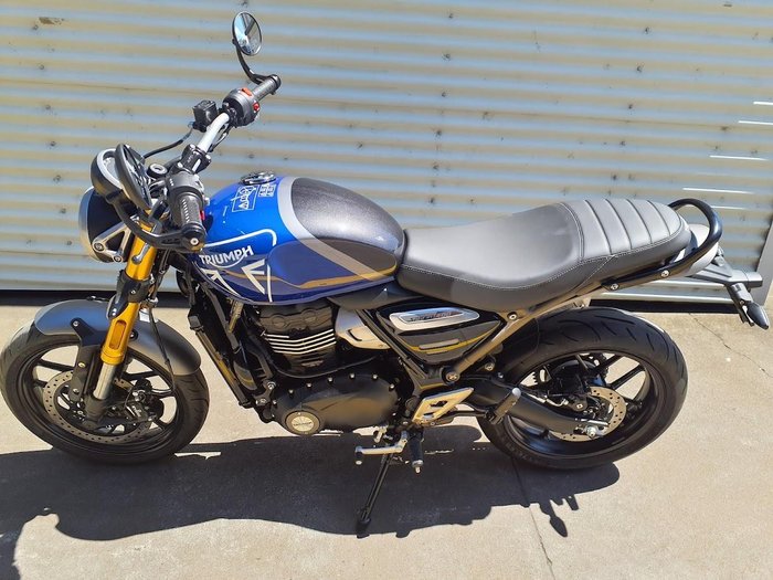 2025 Triumph Speed 400 Speed Four Grey