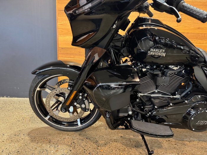 2025 Harley-davidson 2025 Harley-Davidson 1900CC FLHXU Street Glide Ultra 117 BLACK