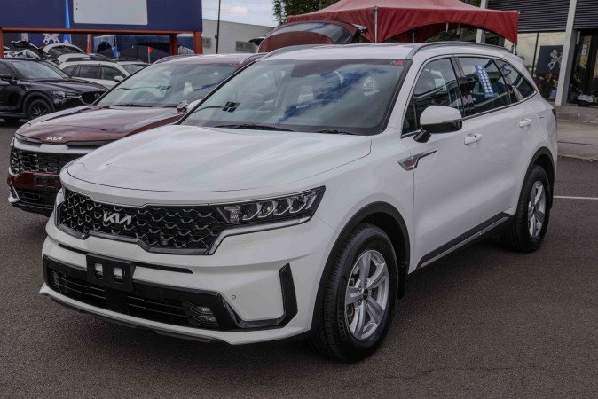 2023 KIA SORENTO S 7 SEAT