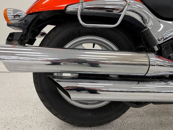 2009 Suzuki VZ800 (BOULEVARD M50) Orange