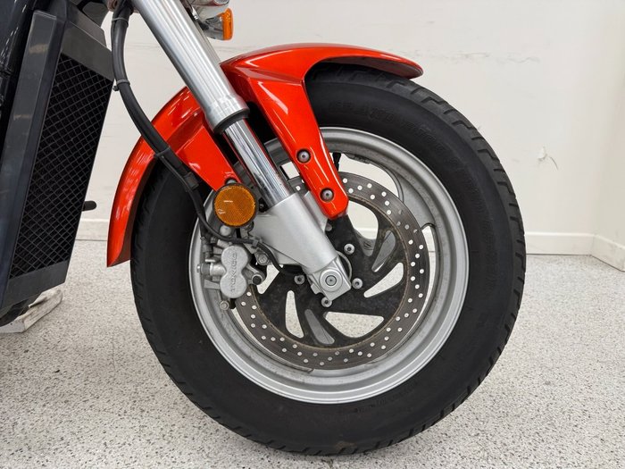 2009 Suzuki VZ800 (BOULEVARD M50) Orange