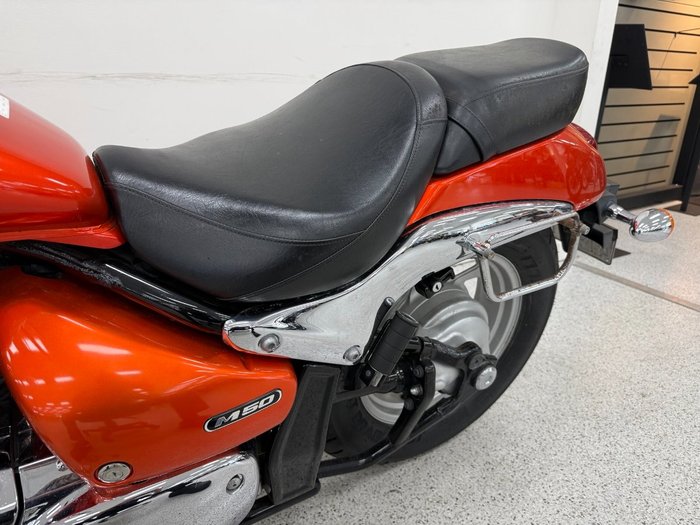 2009 Suzuki VZ800 (BOULEVARD M50) Orange