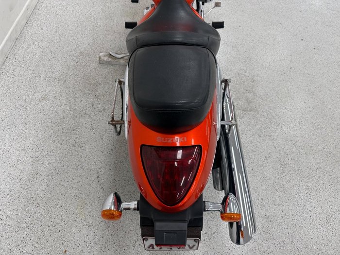 2009 Suzuki VZ800 (BOULEVARD M50) Orange