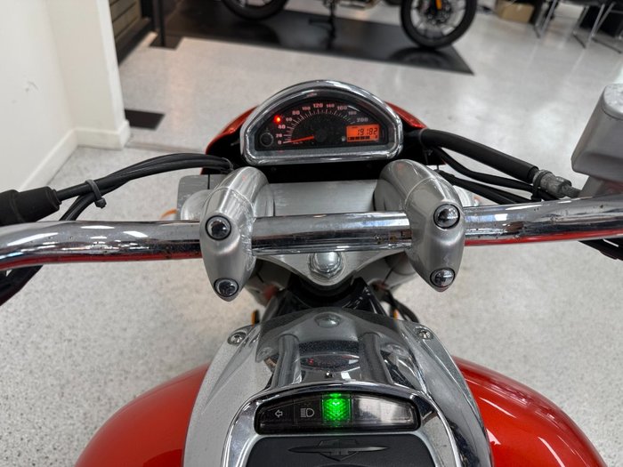 2009 Suzuki VZ800 (BOULEVARD M50) Orange