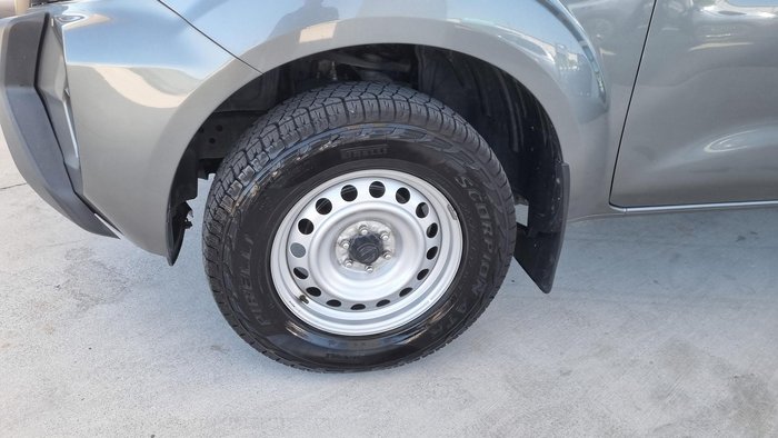 2021 Nissan Navara SL