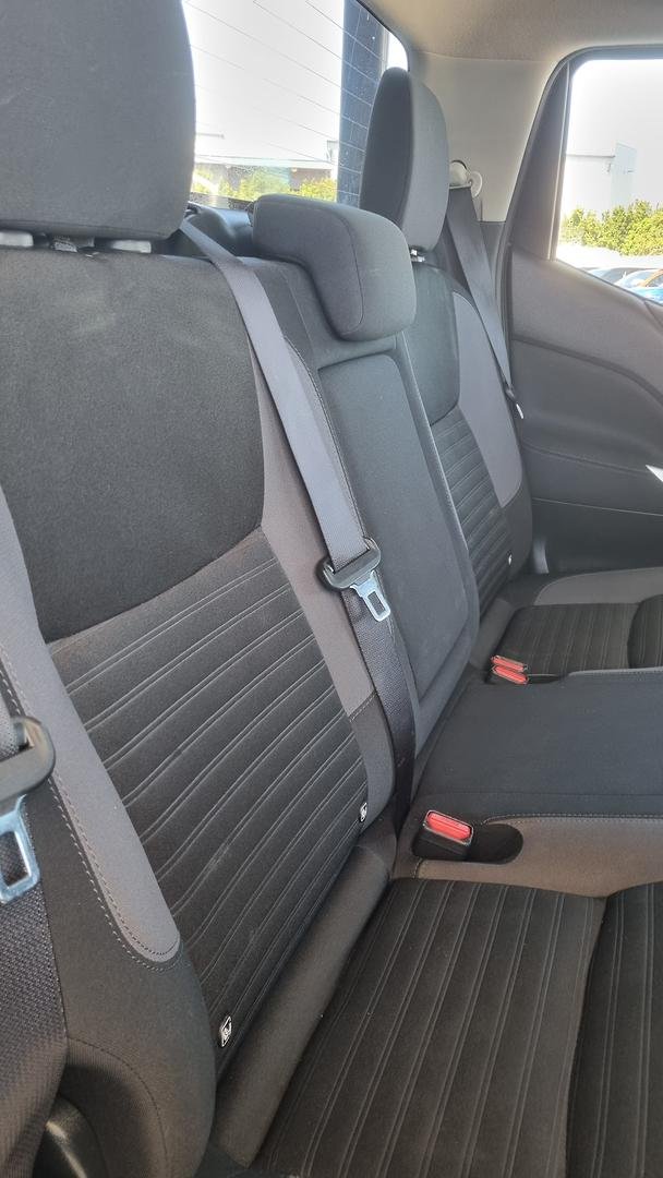 2021 Nissan Navara SL