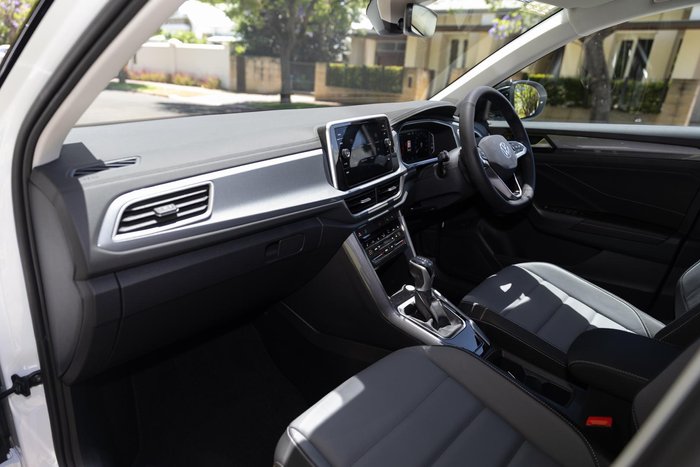 2025 Volkswagen T-Roc 110TSI Style