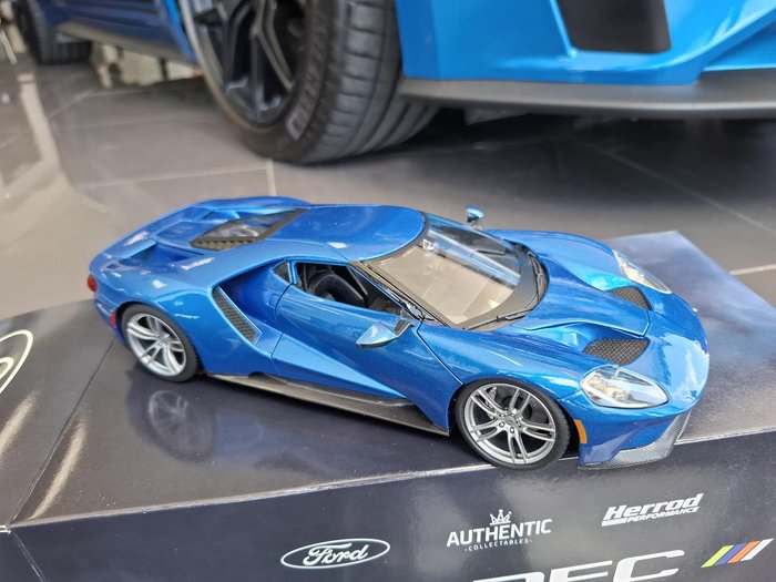 2020 Ford Mustang R-SPEC