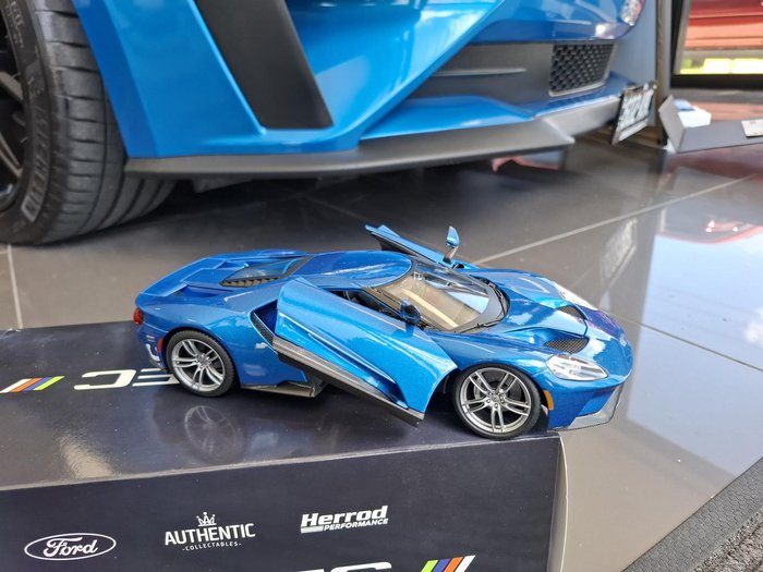 2020 Ford Mustang R-SPEC