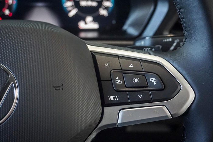 2025 Volkswagen Caddy TSI220