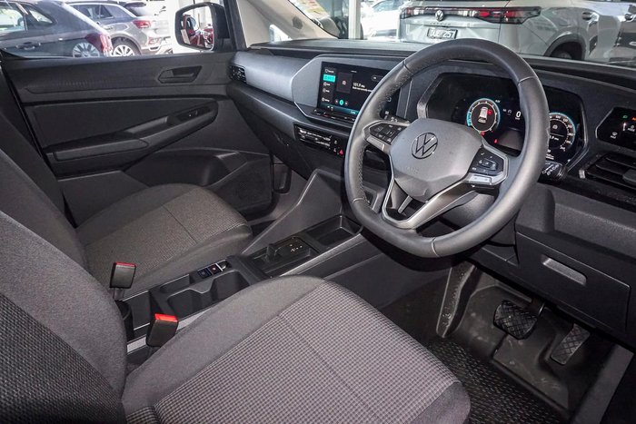 2025 Volkswagen Caddy TSI220