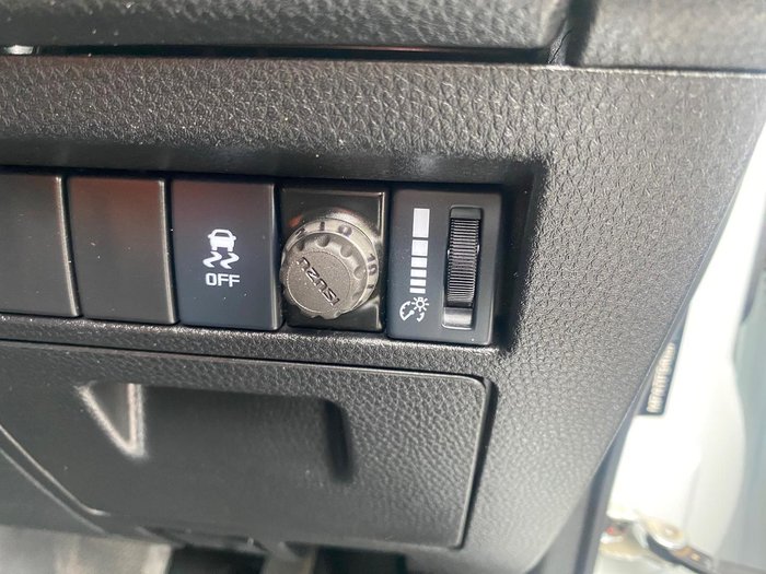 2023 Isuzu D-MAX LS-M