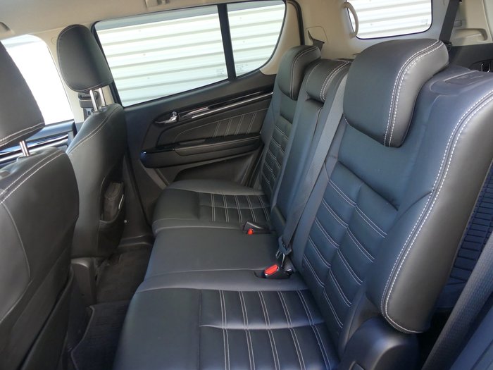 2019 Isuzu MU-X LS-T