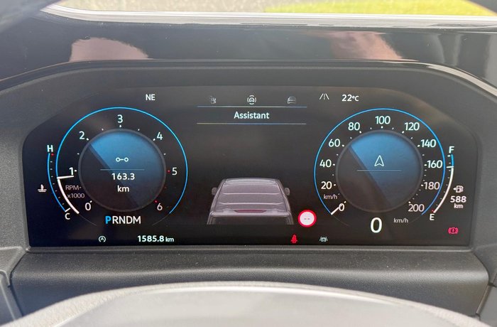 2025 Volkswagen Transporter TDI390