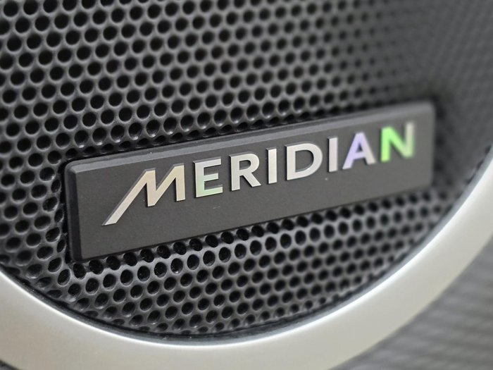 2021 Land Rover Discovery D300 R-Dynamic SE