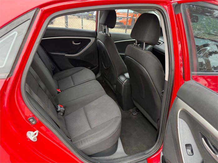 2012 HYUNDAI i30 ACTIVE