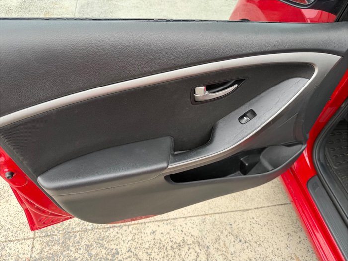 2012 HYUNDAI i30 ACTIVE