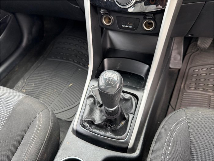 2012 HYUNDAI i30 ACTIVE