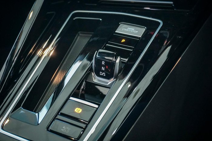 2025 Volkswagen Golf R