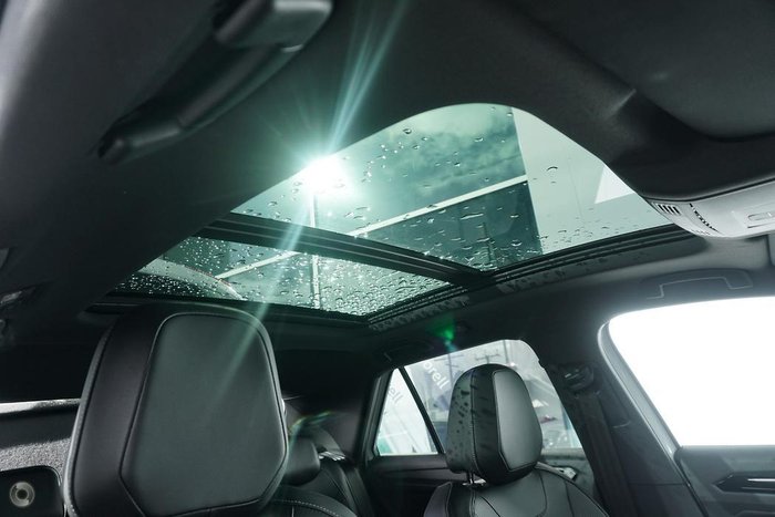 2025 Volkswagen T-Roc 140TSI R-Line