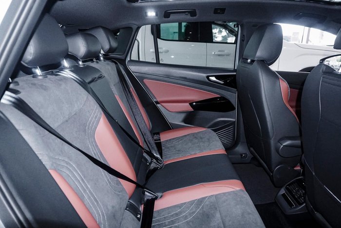 2025 Volkswagen ID.4 Pro